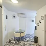 Prskalo By Interhome Appartamento