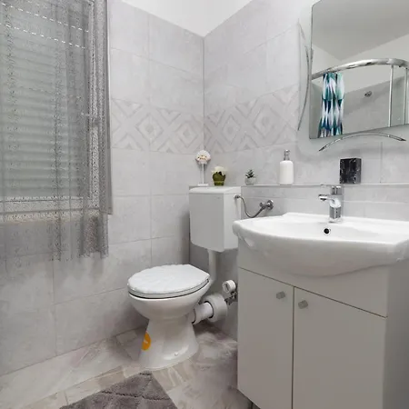 Prskalo By Interhome * Jesenice (Split-Dalmatia)